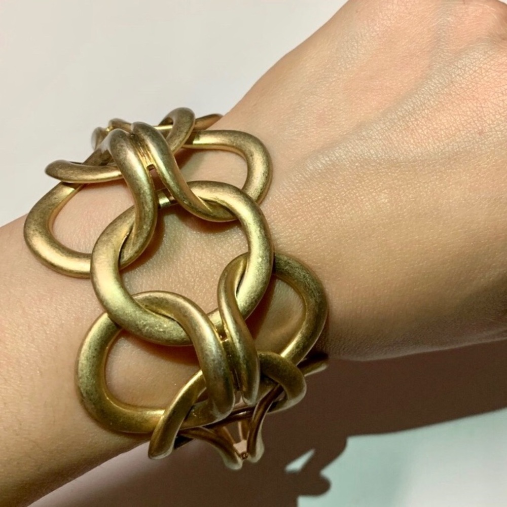 Stella & Dot Chunky Vintage Gold Bracelet
